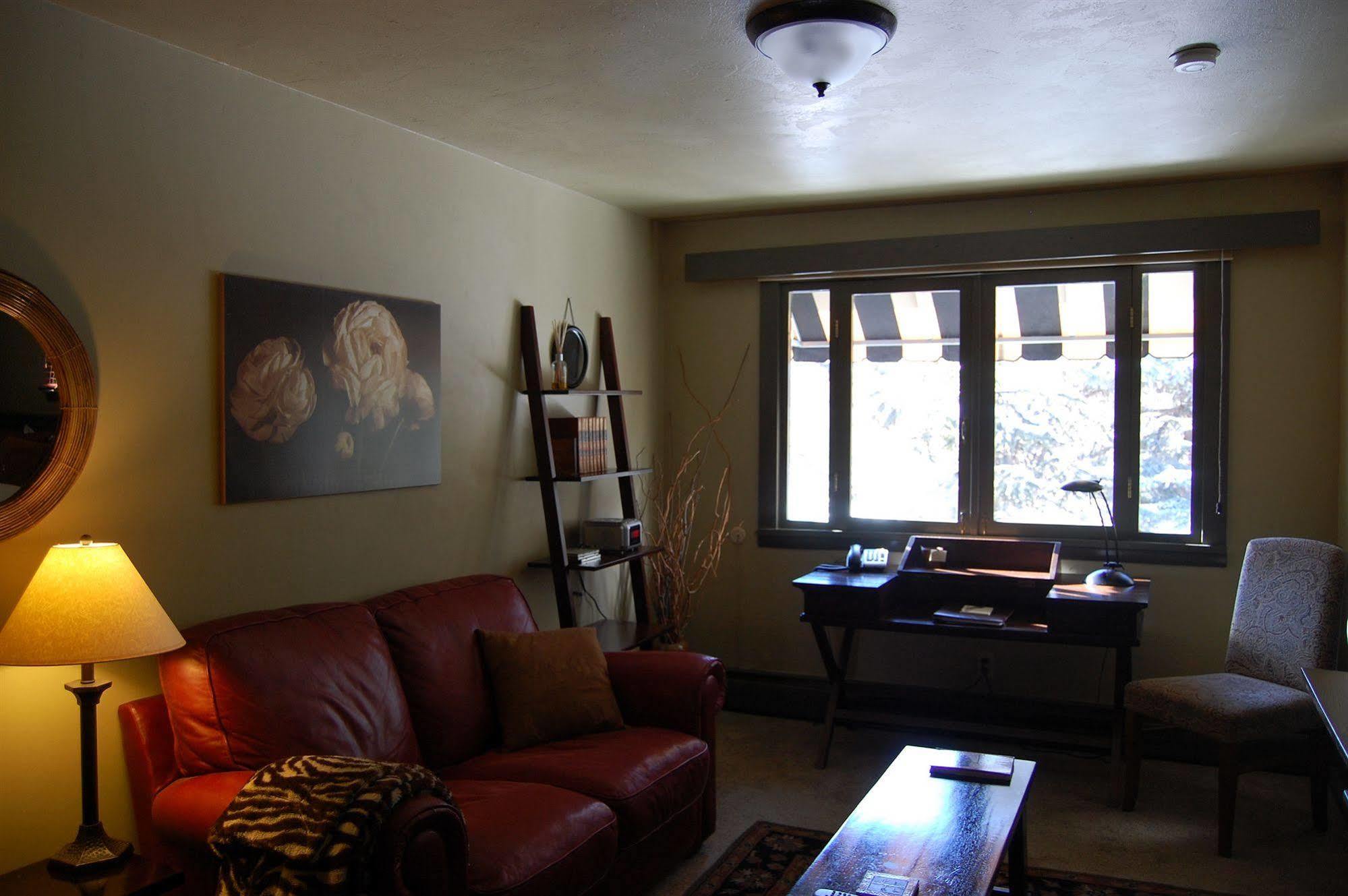 Highland Haven Creekside Inn เอเวอร์กรีน ภายนอก รูปภาพ