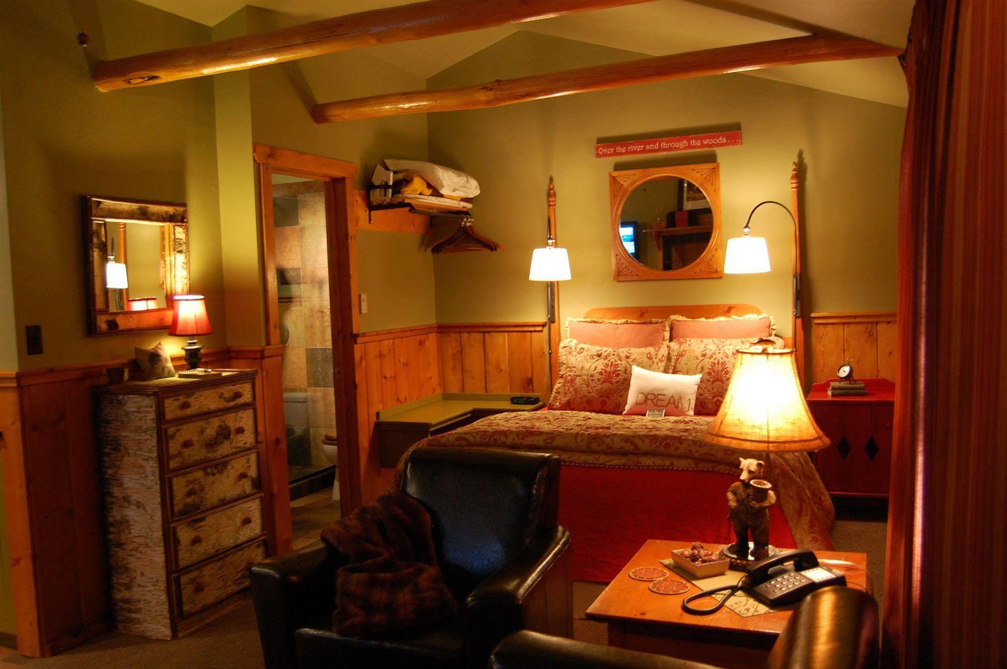 Highland Haven Creekside Inn เอเวอร์กรีน ภายนอก รูปภาพ