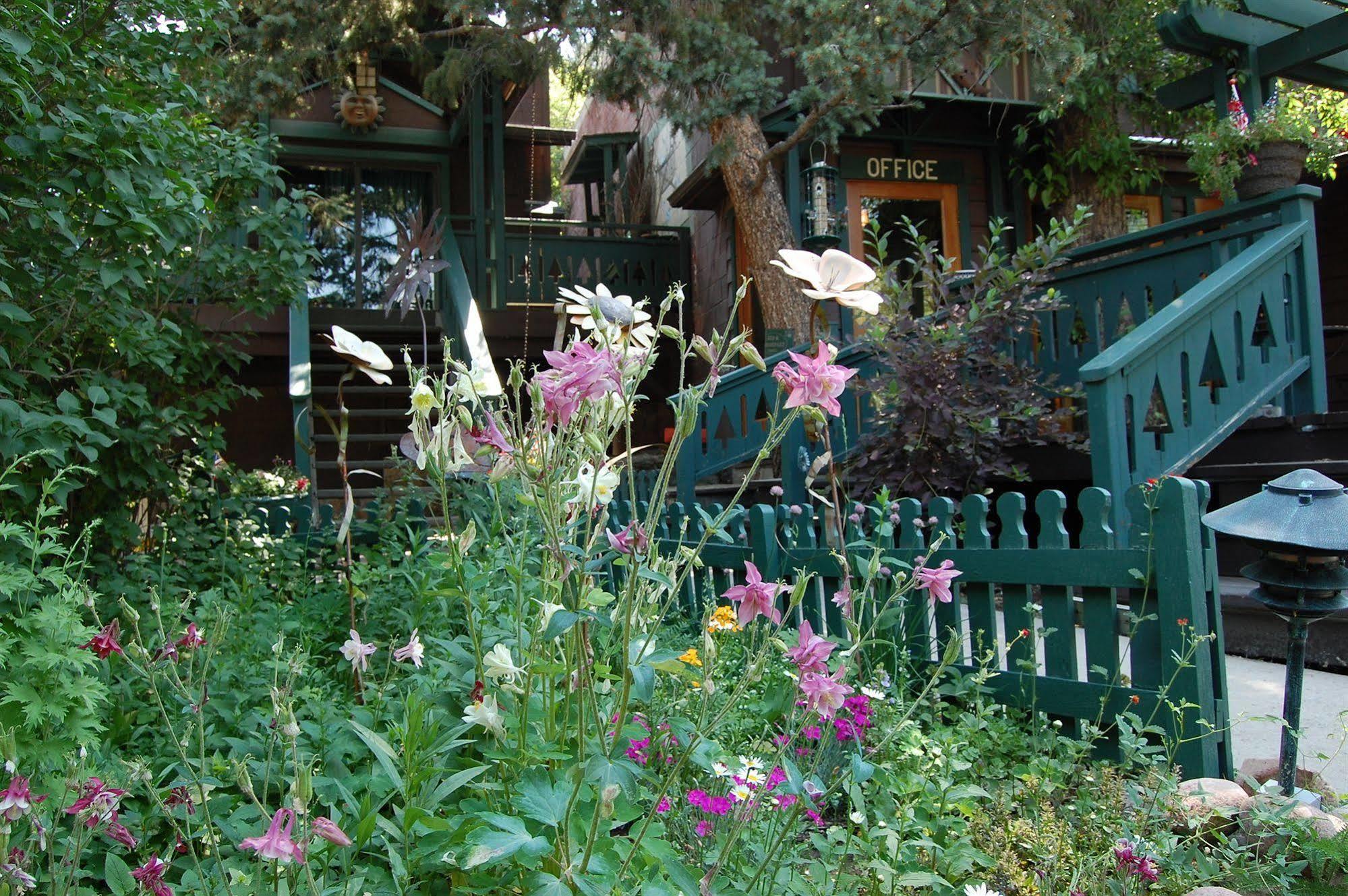 Highland Haven Creekside Inn เอเวอร์กรีน ภายนอก รูปภาพ