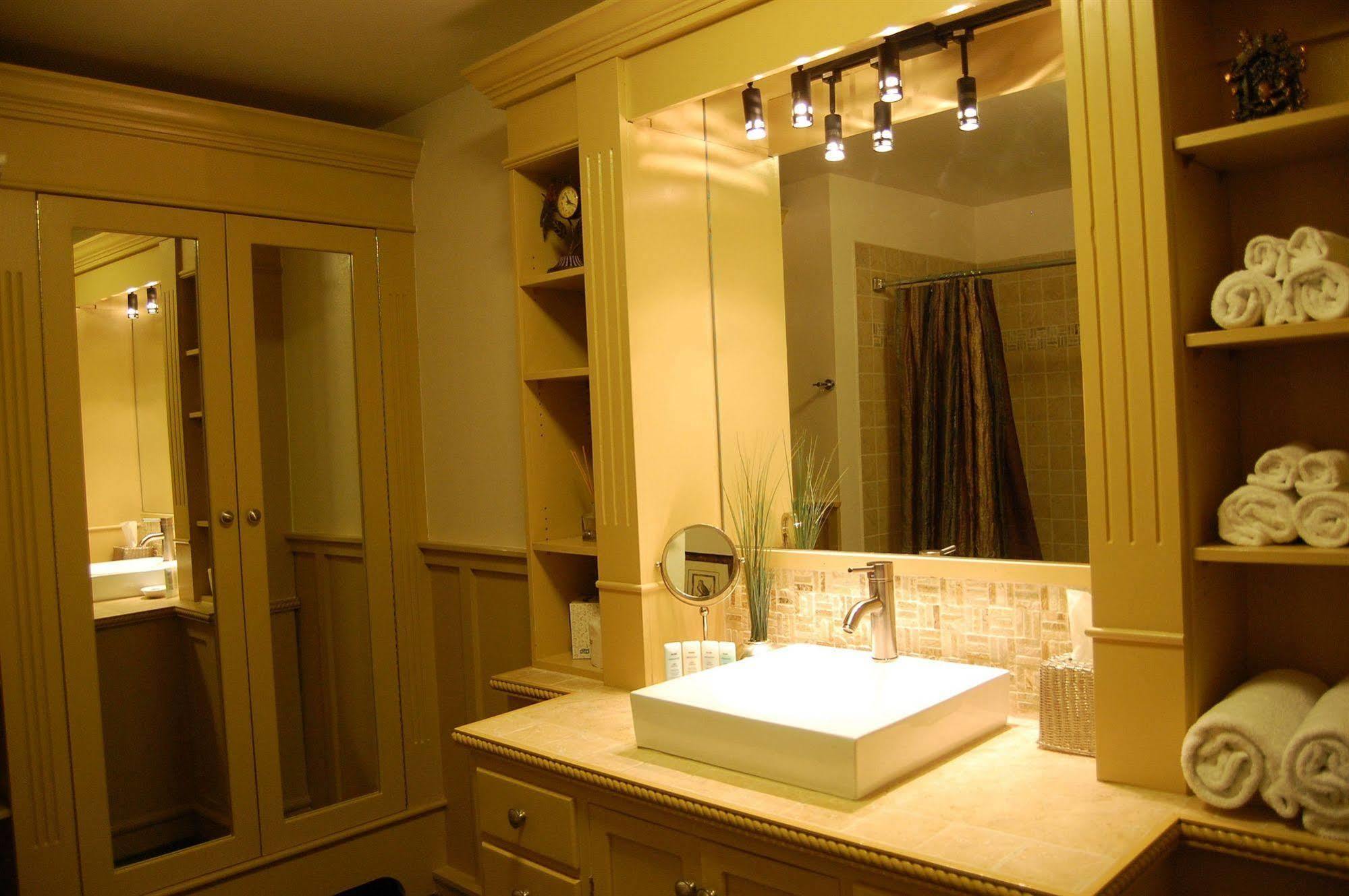 Highland Haven Creekside Inn เอเวอร์กรีน ภายนอก รูปภาพ