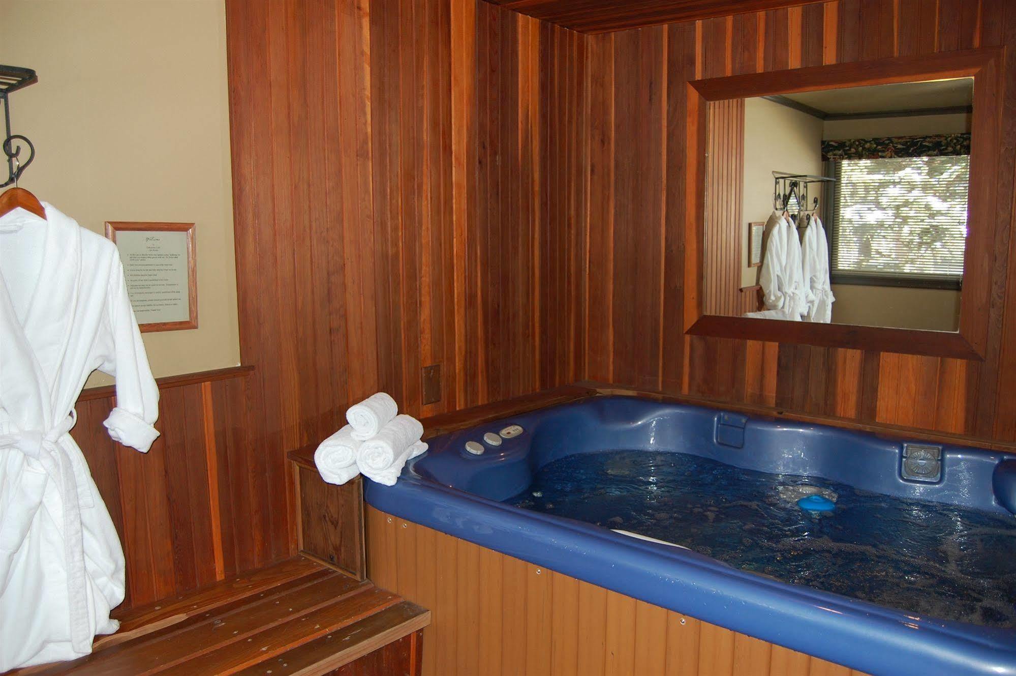 Highland Haven Creekside Inn เอเวอร์กรีน ภายนอก รูปภาพ